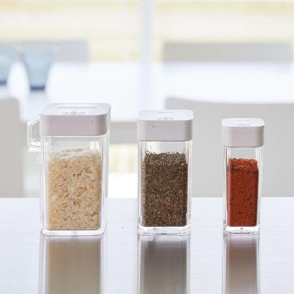 調味料ケース クリアボトル　未使用 tower 調味料入れ 塩 砂糖 保存容器 おしゃれ コショウ プラスチック