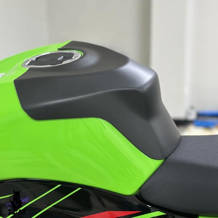 互換品】 カワサキニンジャZX-6R 2019-2024 カーボンガスタンクカバー