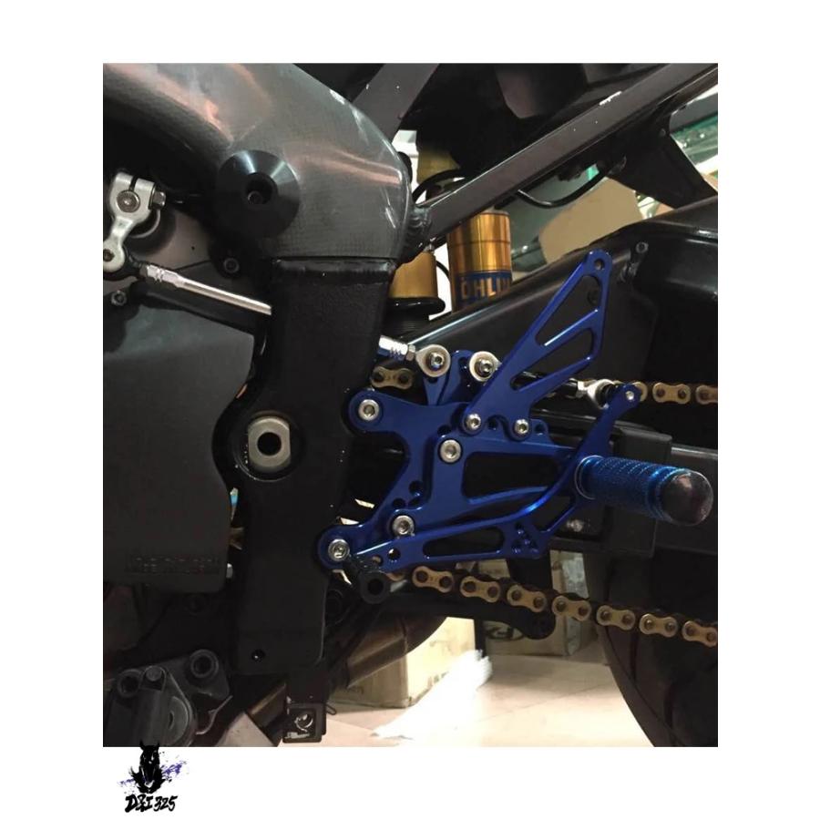 【互換品】 ヤマハ YZF-R6 1999-2002 用 フットレスト ペグペダル フットペグ 保護フィルム 社外製の画像