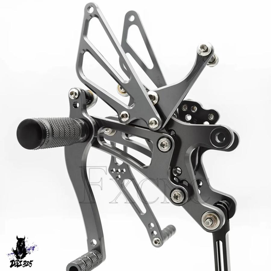 【互換品】 ヤマハ YZF-R6 1999-2002 用 フットレスト ペグペダル フットペグ 保護フィルム 社外製の画像