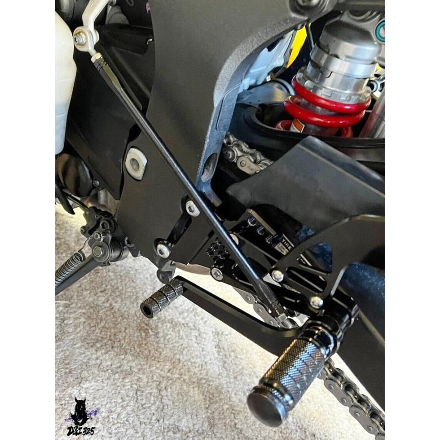 【互換品】 ヤマハ YZF-R6 2003 2004 2005 用 保護フットレストバイク リアセット フットペグアクセサリー 社外製_8