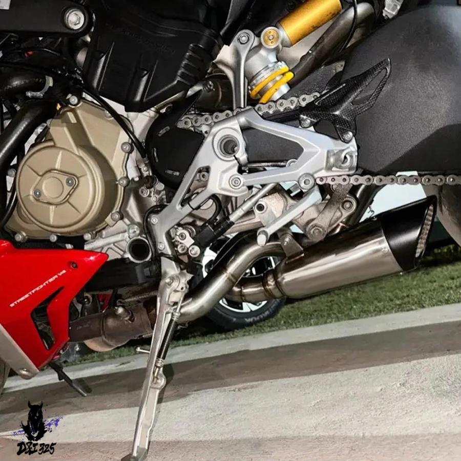 【互換品】 ストリートファイターv4s ドゥカティ 2020 2021 2022 2023 エスケープエキゾーストサイレンサーリンクパイプ 社外製の画像