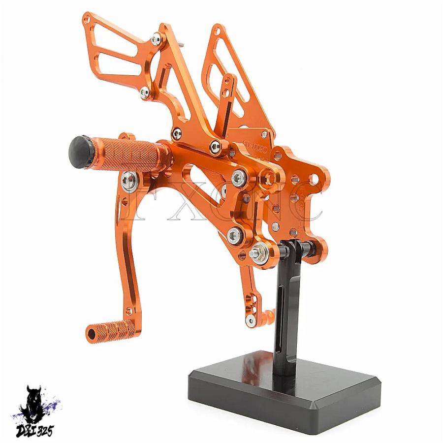 【互換品】 ホンダ CBR600 F4 2001-2004 用 調整可能なrearsetフットレストセット 社外製の画像