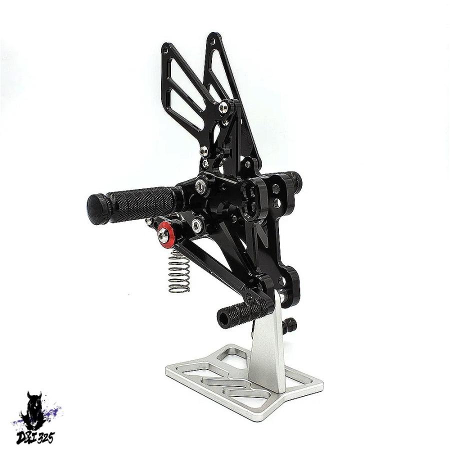 【互換品】 ホンダ CBR650F CB650F CBR650R CB650R 14-20用 バイクフットレスト リアセットフットレスト ギアシフト 社外製の画像