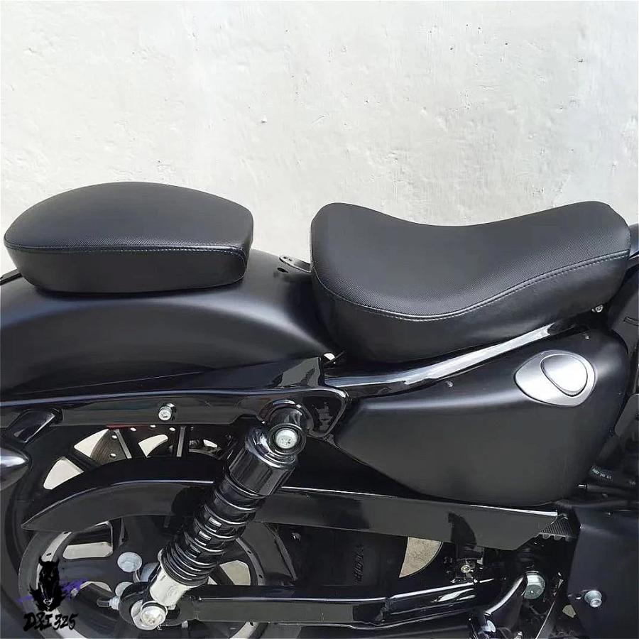 互換品】 ハーレーダビッドソン スポーツスター883 1200 バイクシート 