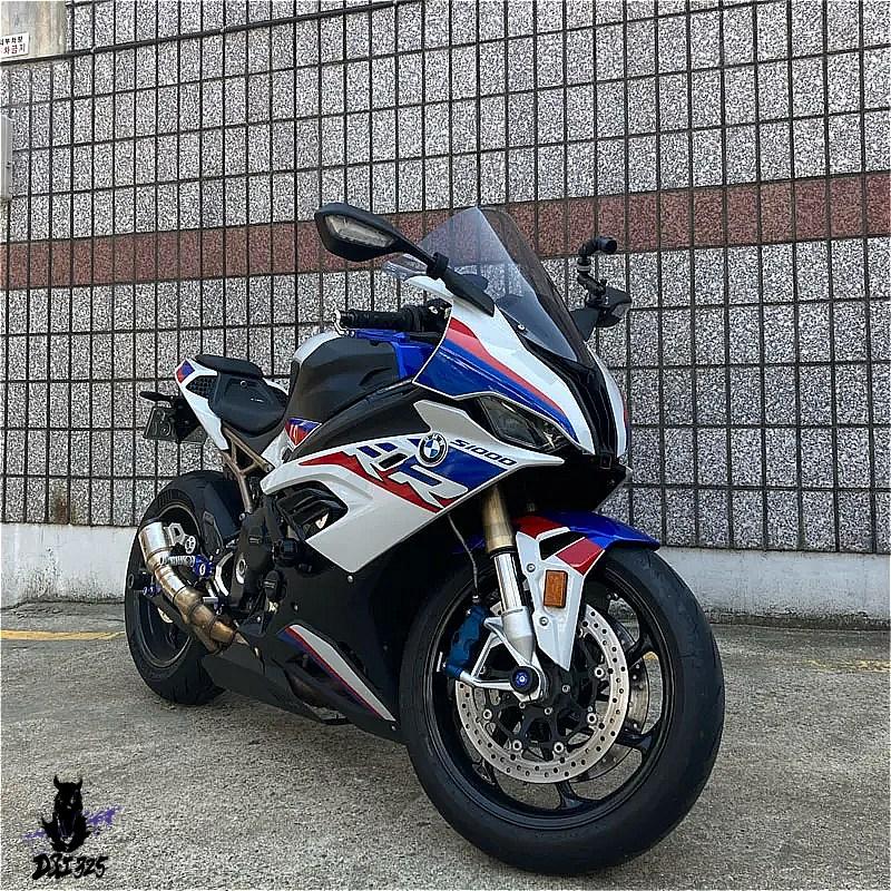 【取り替えっこ品】 BMW S1000RR M1000RR 2019-2023用 自然調整能力のあるな折りたたみ式リアセットフットレスト 社外製