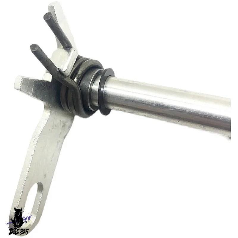 【互換品】 Benelli TNT25 TNT250 BN251 TRK251 Leoncino250のクランクシャフトシャフト 社外製の画像