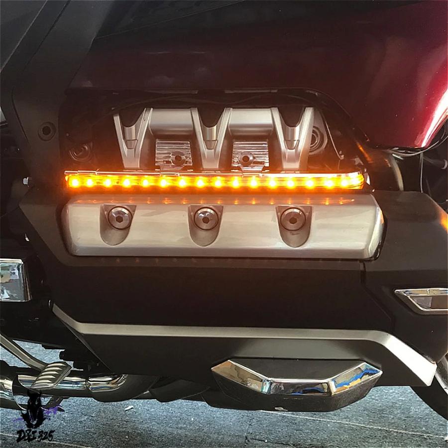 【互換品】 ホンダ ゴールドウィング GL1800 F6B LEDライトパネル クローム 2018-2021 社外製の画像
