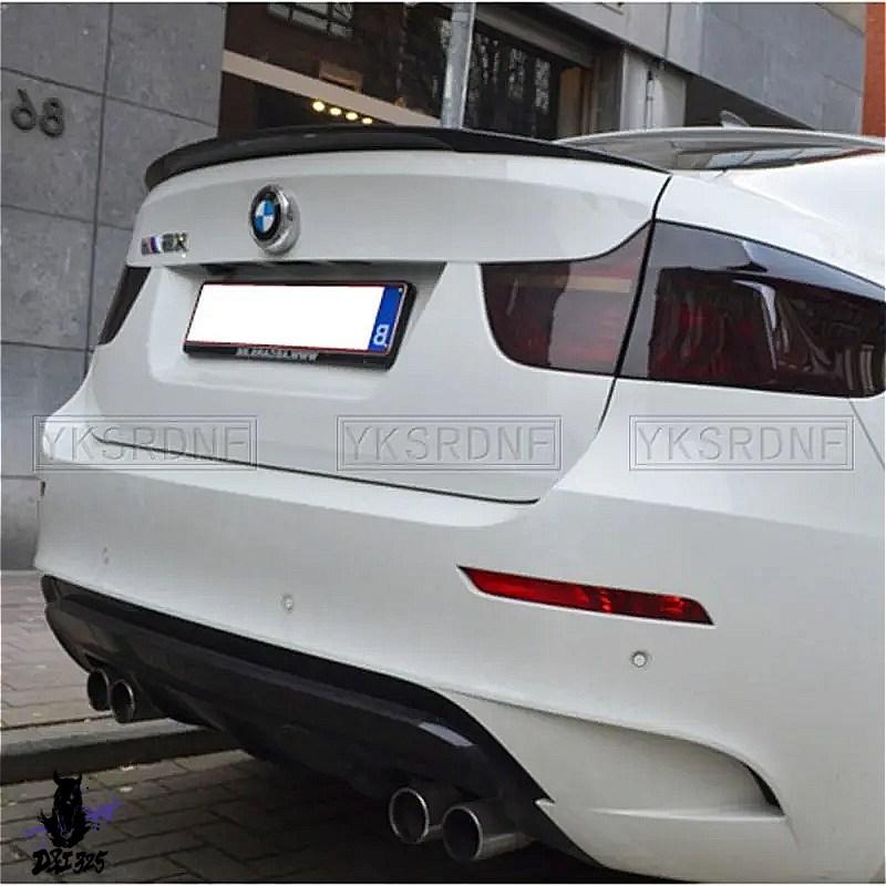 互換品】 BMW X6 E71用 カーボン製リアスポイラー トランクウィング 