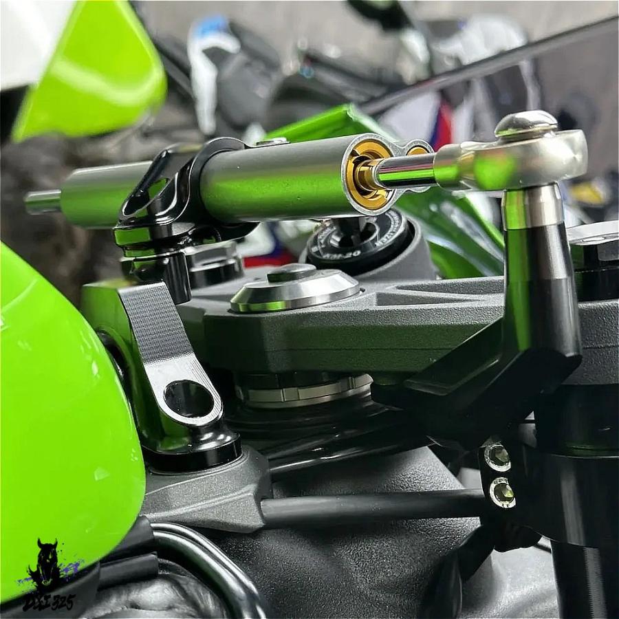 その他 Kazu 互換品】 バイクステアリングダンパー ショックアブソーバーブラケット