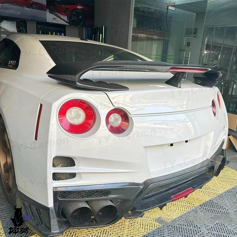 互換品】 日産GTR R35 2008-2015 nismoアクセサリー カーボン製リア