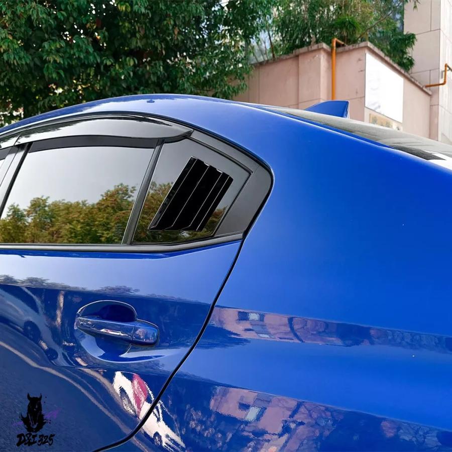 並行輸入品】 スバル WRX STI VA 2014-2021 リアウィンドウルーバー
