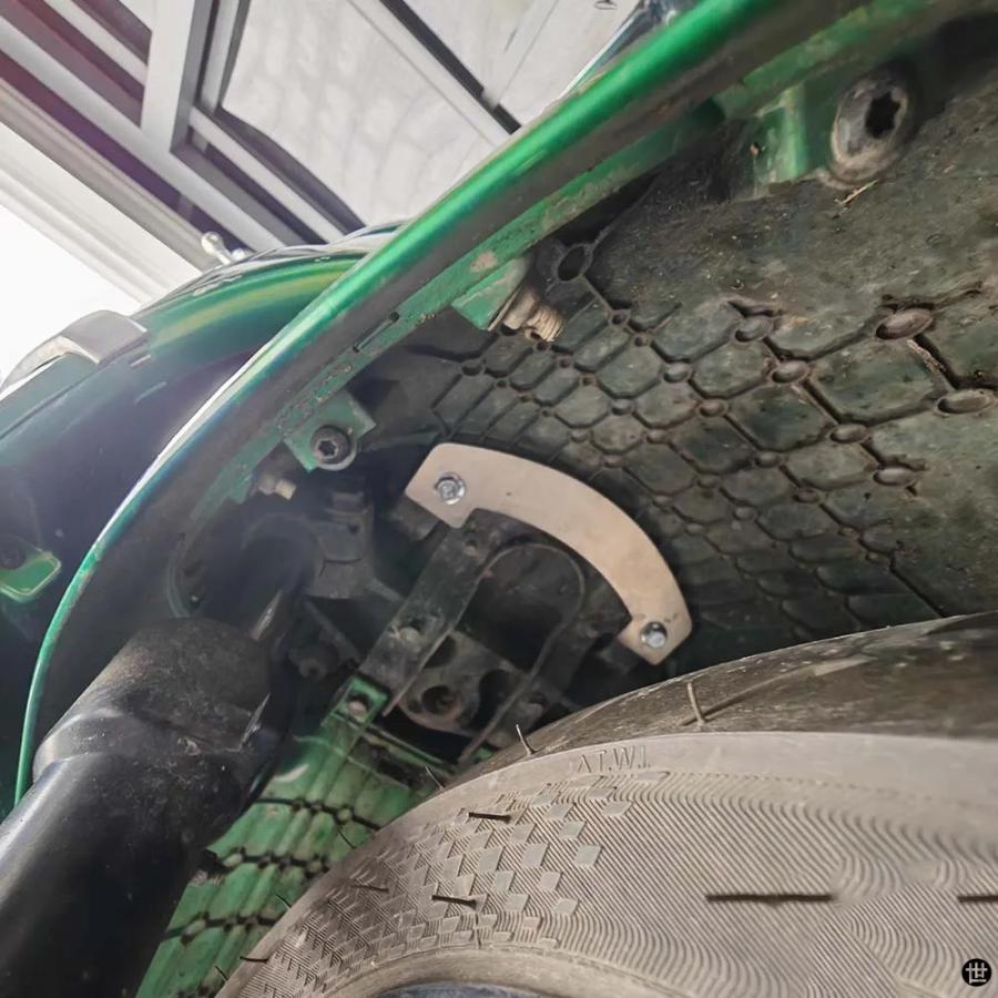 プジョージャンゴ用フロントフェンダー マッドガードブラケット 補強