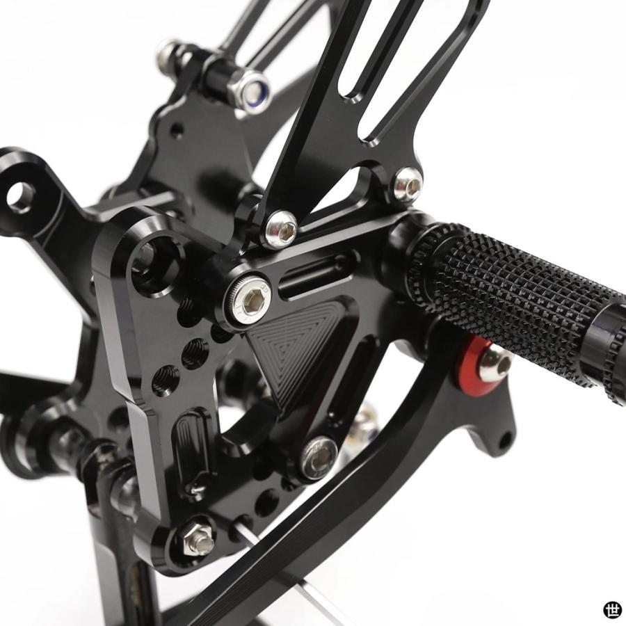 カワサキニンジャ400用バイク リアフットレスト ペダル 400 Z400 2018-23の画像