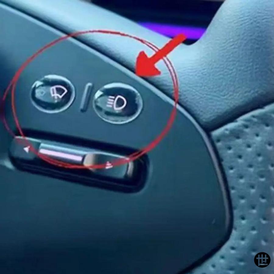 テスラ　Y 2025 ジュニパー用　自動ポップアップ　ドアハンドル テスラ モデルY ジュニパー 2025 ドア開閉ボタンステッカー ハイランド