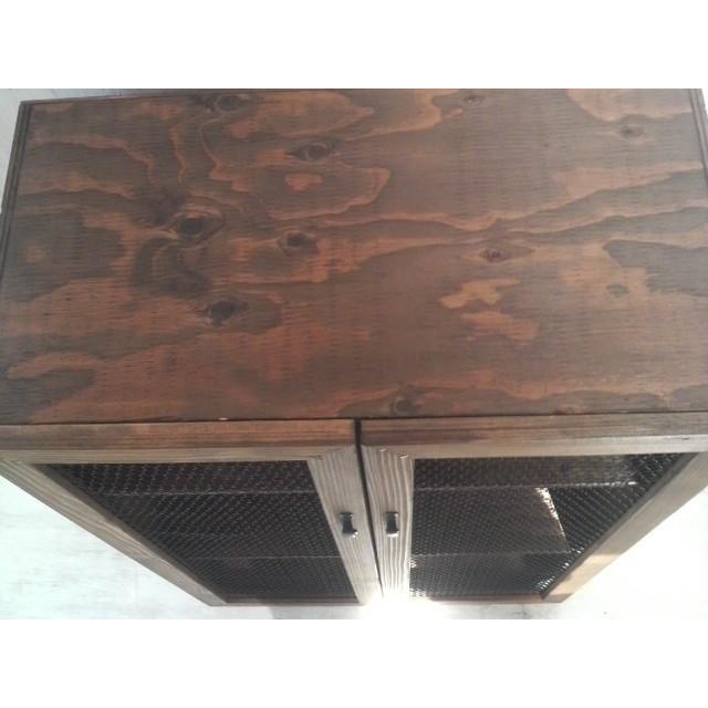 キャビネット 観音開き 棚 扉付 収納棚 本棚 アンティーク 無垢