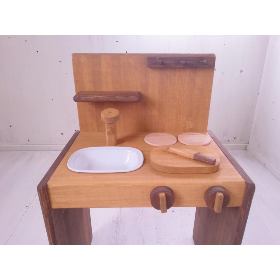 ままごとキッチン 机 自然塗料  ハンドメイド 2歳 ３歳 誕生日プレゼント 木製 ピンク
