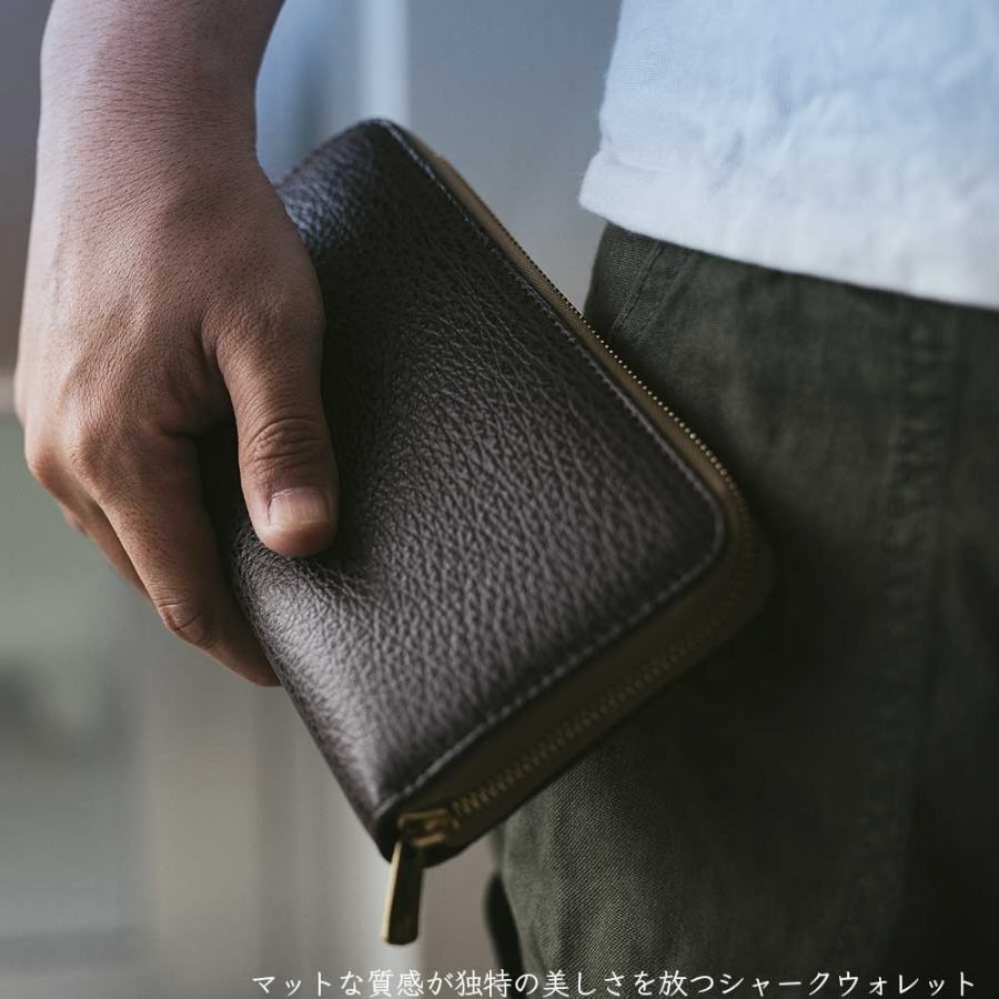 気仙沼産サメ革使用。シャークスキン/ラウンドファスナー長財布/レザー