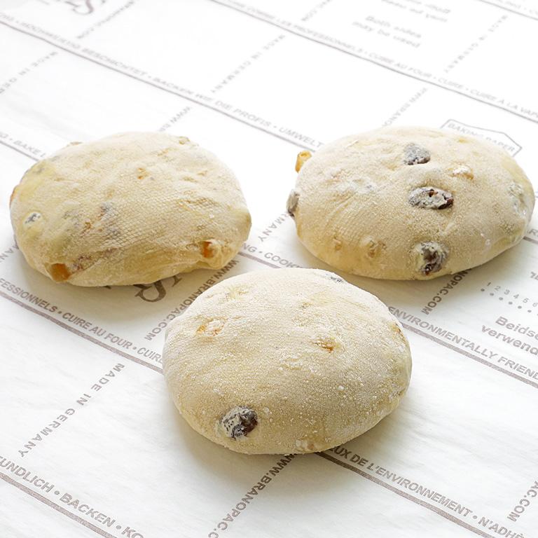 ISM(イズム)  オレンジとレーズンのブリオッシュ200 200g×30 冷凍パン生地 業務用 1ケースの画像