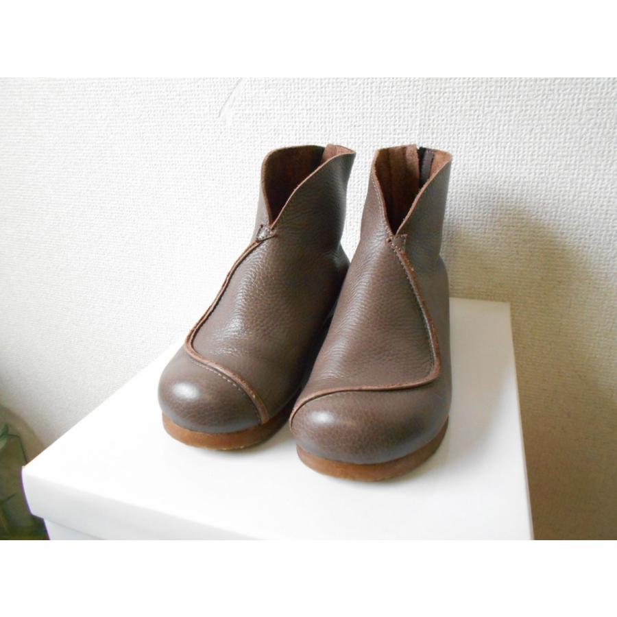 ヒナディグリーン Hina Day Green 本革 レザー ショート ブーツ  