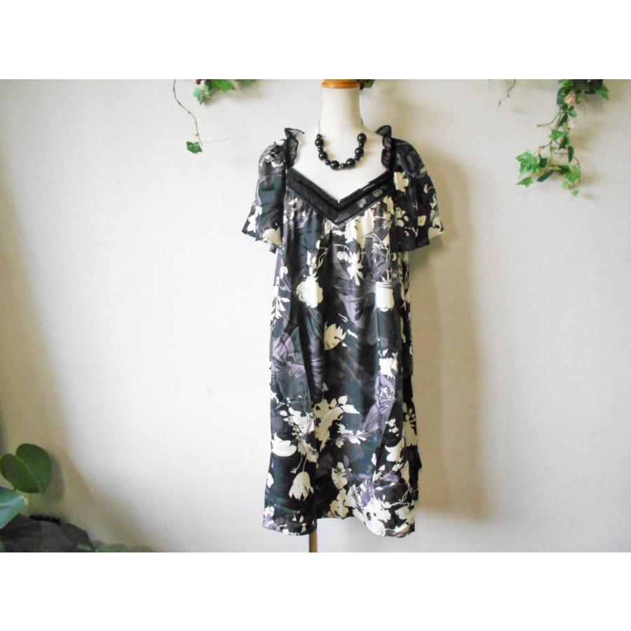 INGEBORG（インゲボルグ） 襟 サイド レース 使用 素敵 な ワンピース