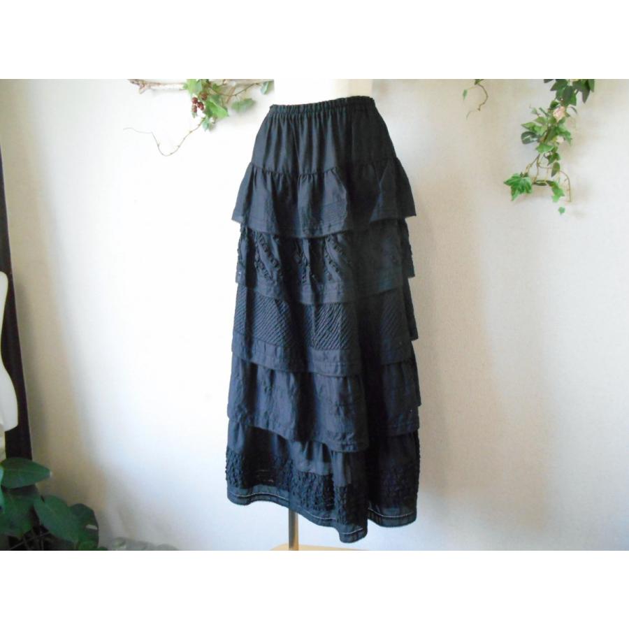 美品✨KANEKO ISAO コットンフリル ティアードスカート ブラック 美品✨KANEKO ISAO コットンフリル ティアードスカート ブラック