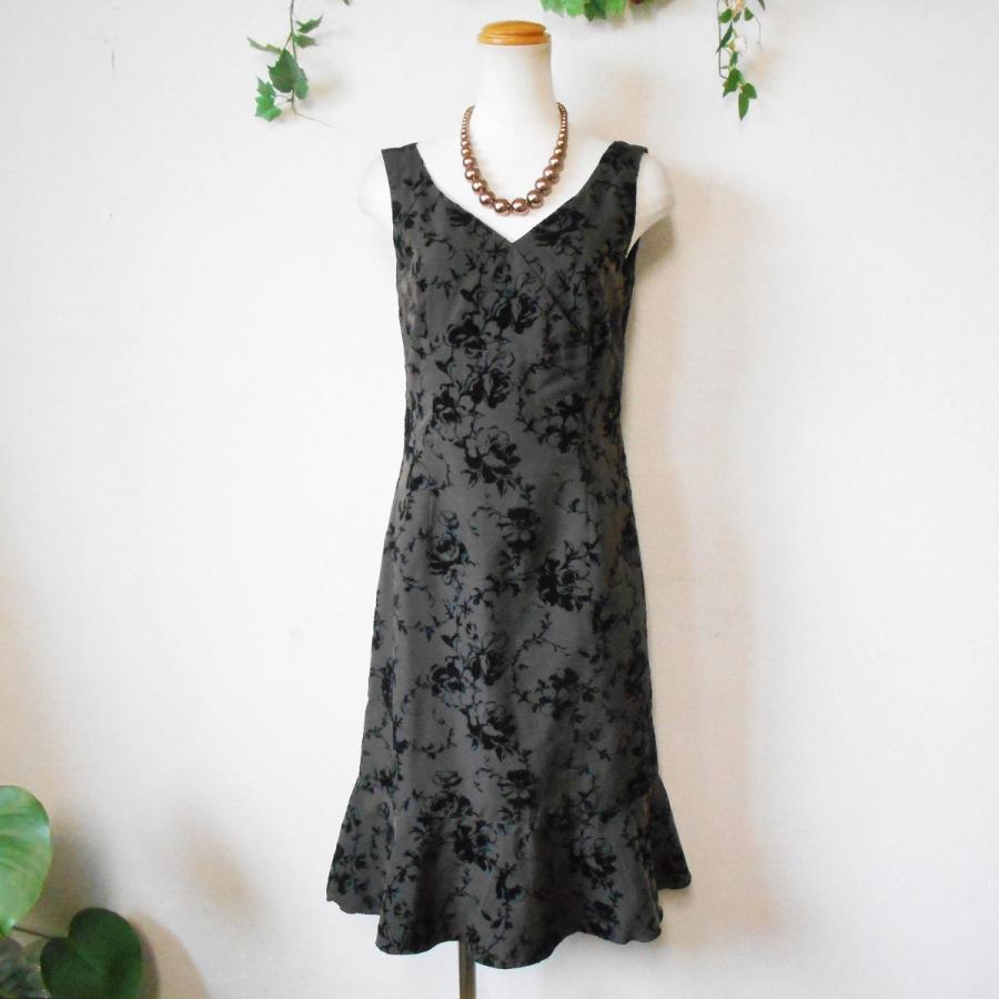 レストローズ Lest Rose フロッキー 使用 花柄 ノースリーブ ワンピース 日本製 M 1216 04 リサイクルマーケットママポケット 通販 Yahoo ショッピング