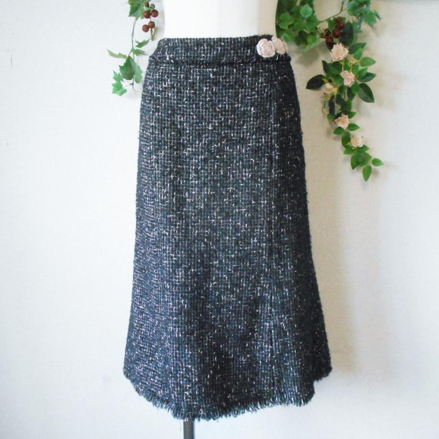 INGEBORG（インゲボルグ） 秋冬 向き お花 モチーフ 付き ツーピース