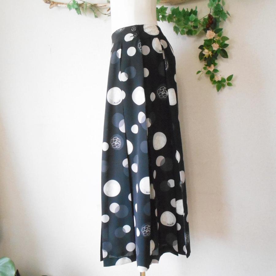 INGEBORG（インゲボルグ） 美品 水玉 お花 ロゴ プリント プリーツ  