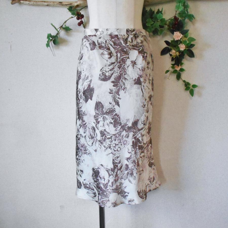 株）レナウン エンスイート ensuite 春夏 向き 花柄 プリント スカート  