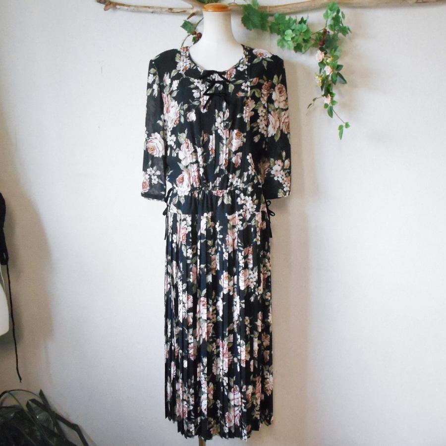 未使用 インゲボルグ INGEBORG 秋冬春 ベロア リボン 付き プリーツ  