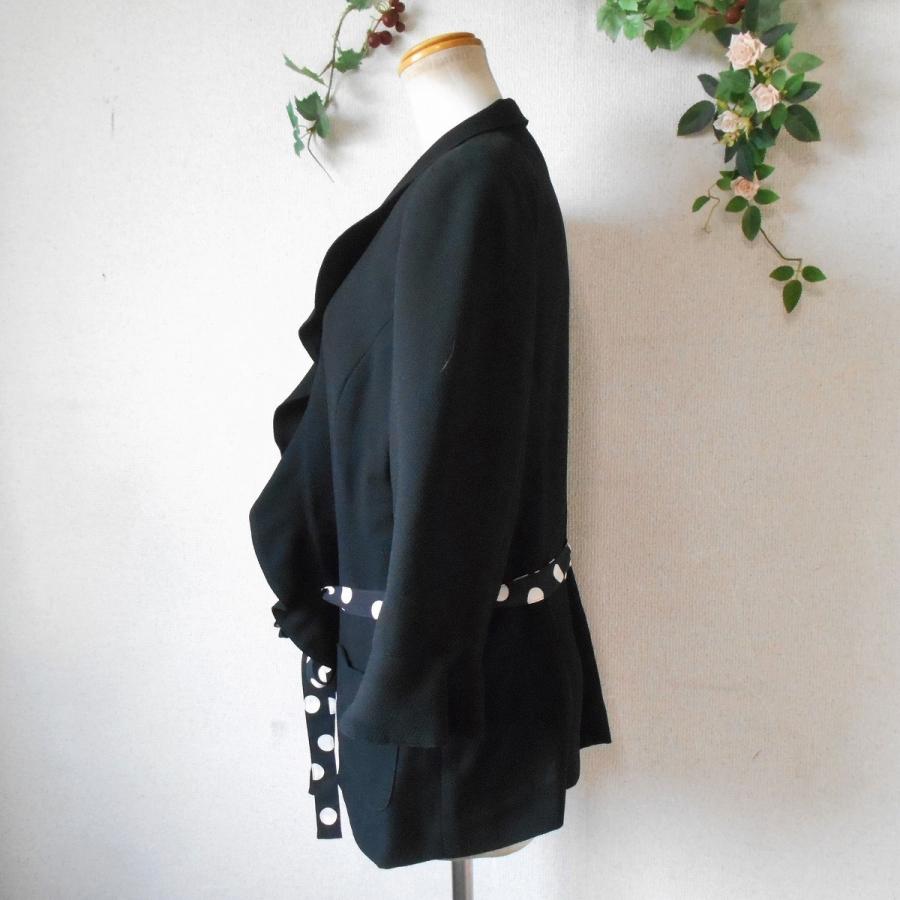 美品INGEBORGリボンモチーフ ブラックベルベットノーカラージャケット INGEBORG（インゲボルグ） 未使用 春夏 向き 水玉 柄 リボン 付