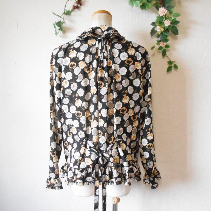 新品 カネコイサオ♥ピンタックいっぱいのブラウス
