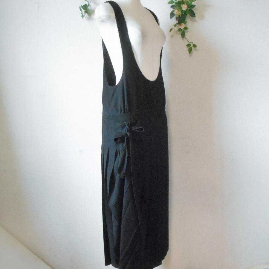 KANEKO ISAO（カネコイサオ） 美品 たくし上げ 付き プリーツ 加工