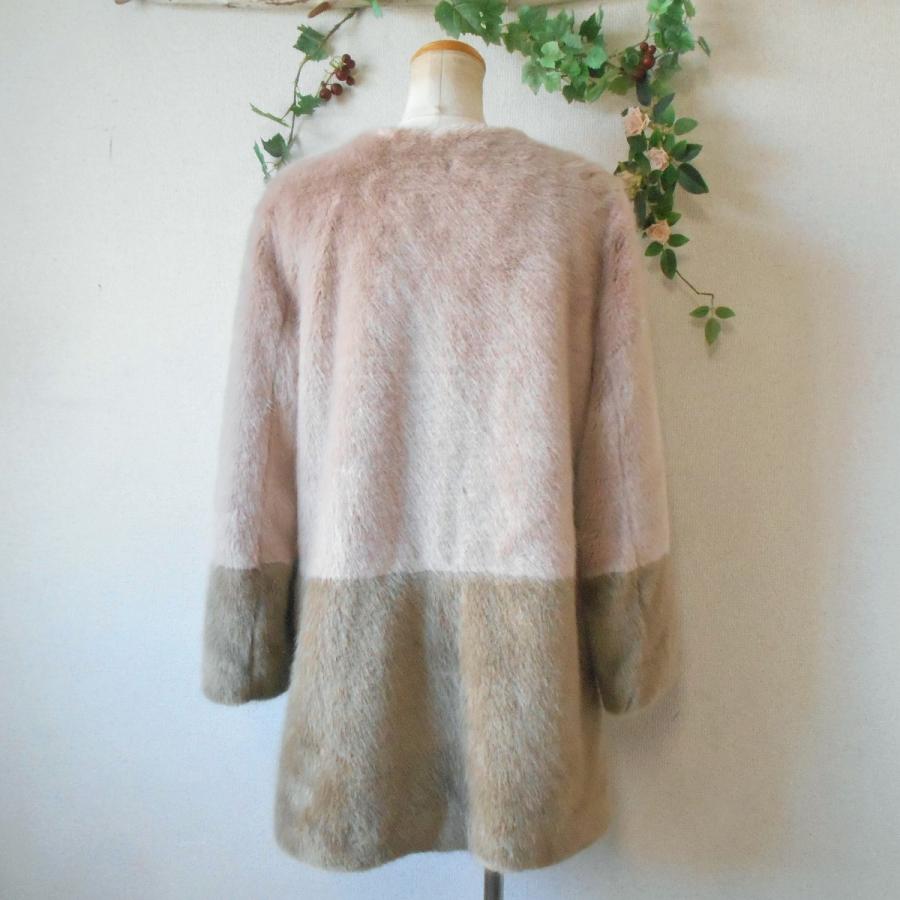 【美品】ジャスグリッティー JUSGLITTY ショートコート リアルファー JUSGLITTY（ジャスグリッティー） 美品 レディース 用 フェイク ファー