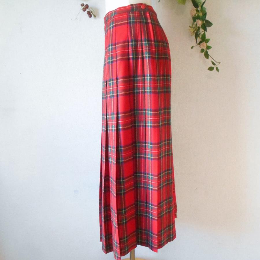 美品 カネコイサオ KANEKO ISAO 細い プリーツ の ロング スカート 黒  