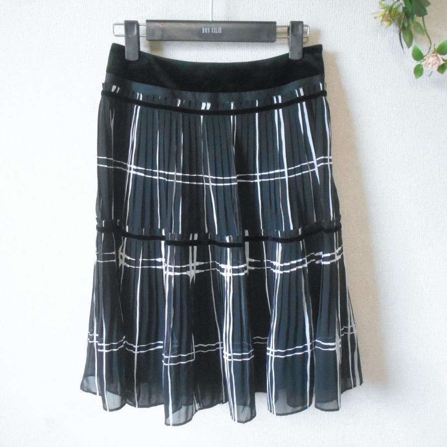 TO BE CHIC トゥービーシック スカート 40 プリーツ入り 秋 冬  