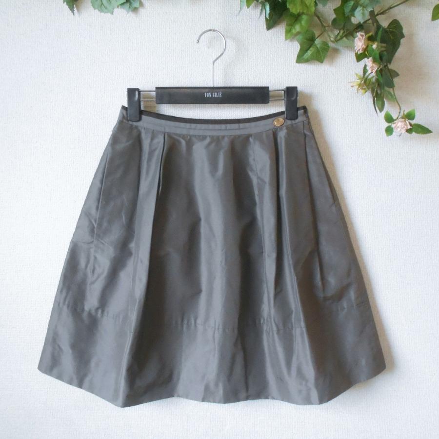 フォクシー FOXEY シルク100％ スカート　40サイズ FOXEY フォクシー スカート 絹 シルク 100% タック 日本製 40