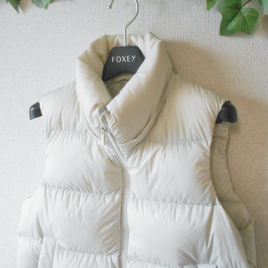 ユニクロ UNIQLO ダウン ベスト レディース S ウルトラライトダウン