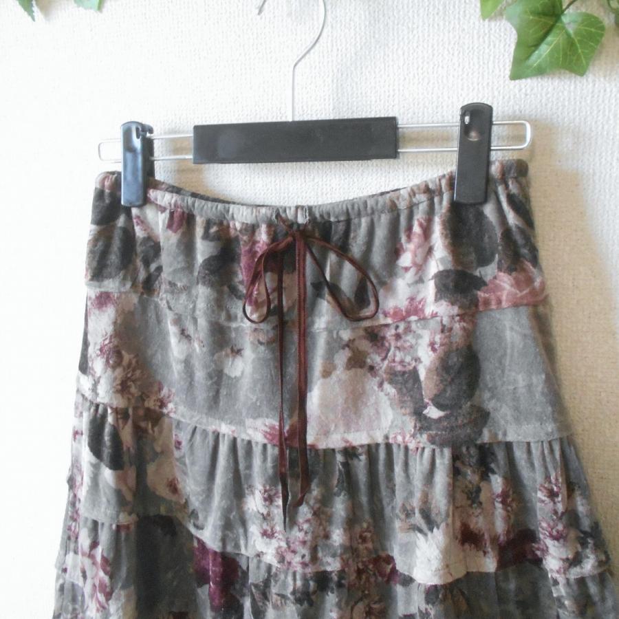 L'EST ROSE（レストローズ） LEST ROSE スカート 2 ベロア 花柄