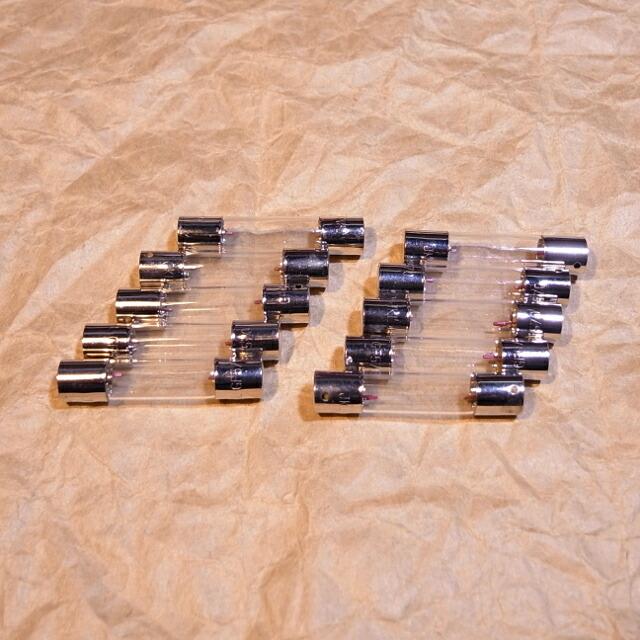 ガラス　電球のかさ　6個セット ガラス管ヒューズ型 電球 8V 0.25A (250mA)【10個セット】φ6.4