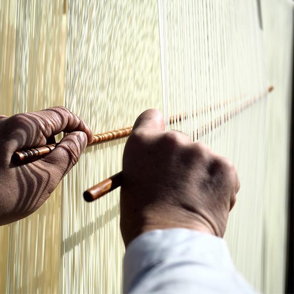 小豆島素麺組合 島の光 手延そうめん 赤帯 2kg (50g×40束) 賞味期限2028年3月  御中元 御歳暮 熨斗対応 ポイント利用　  　　 | 小豆島手延素麺協同組合 | 07