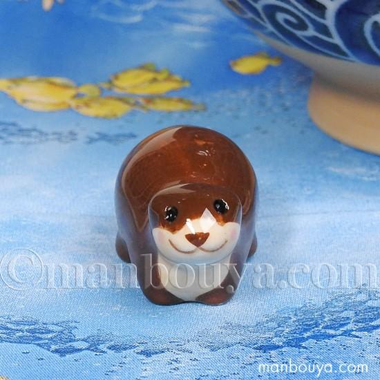 カワウソ グッズ 箸置き 動物 陶器 水族館 アニマル