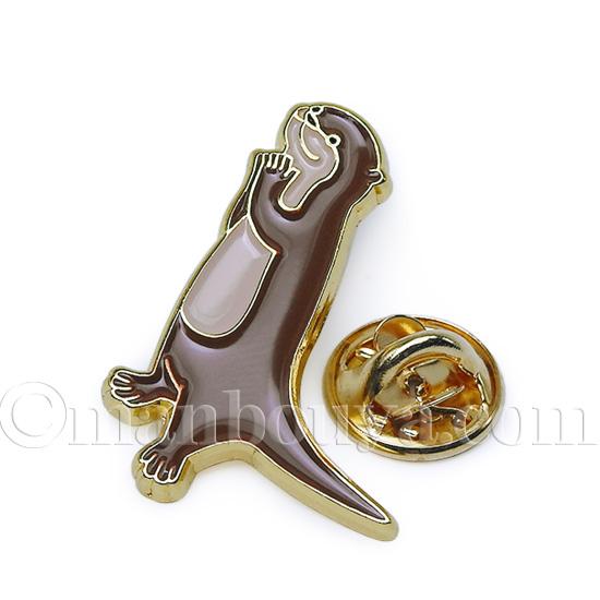 コツメカワウソ グッズ 雑貨 ピンバッジ アクセサリー 水族館 お