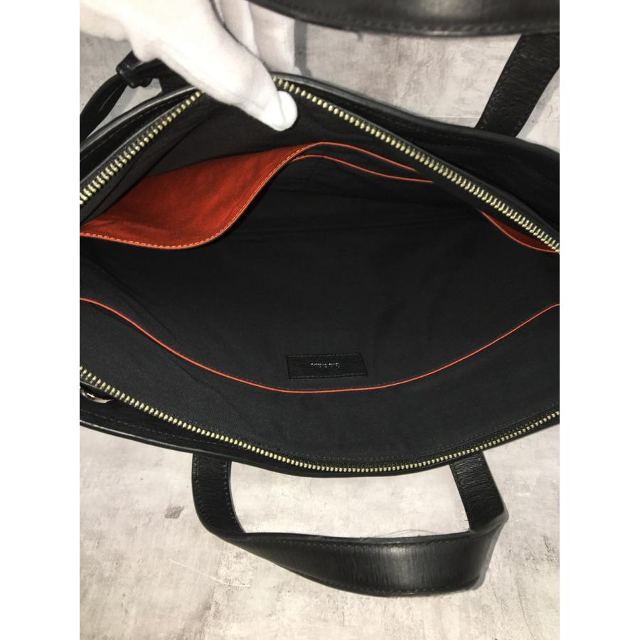 Paul Smith ポールスミス クラシックエンボス カウスキン ボディバッグ