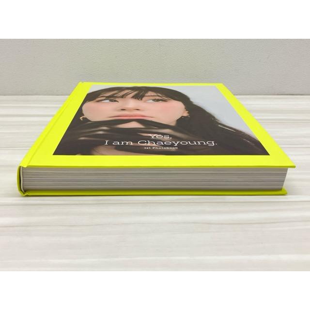 TWICE 1st PHOTOBOOK ＜Yes, I am Chaeyoung.＞＜Neon Lime Ver