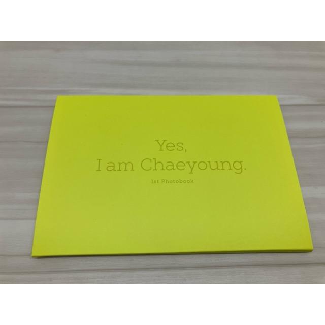 TWICE 1st PHOTOBOOK ＜Yes, I am Chaeyoung.＞＜Neon Lime Ver