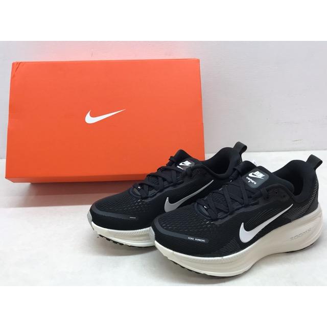 靴 24cm Nike Women's Vomero 18 HM6804-600 ササクラスポーツ通販｜ナイキ ウィメンズ ズーム ボメロ 18 HM6804-600