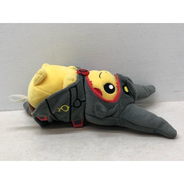 希少・レア☆黒いレックウザポンチョを着たピカチュウ ぬいぐるみ