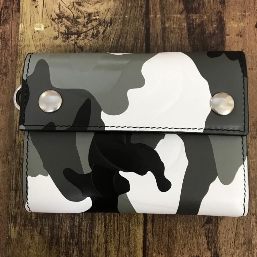 Supreme（シュプリーム） Supreme Leather Chain Wallet SNOW CAMO